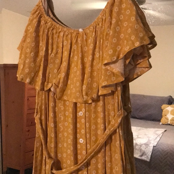 Mustard midi dress - Picture 3 of 3